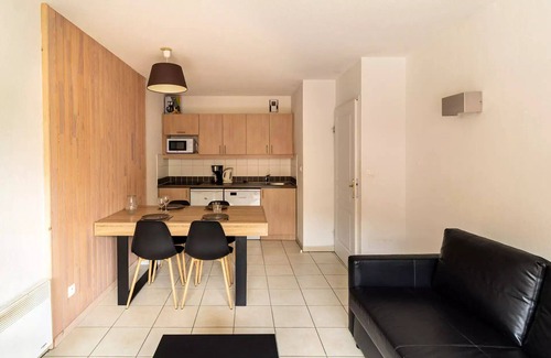 Les Orres Apartment | Residence Le Balcon Des Airelles - Modern apartment in quiet on the edge of the slopes