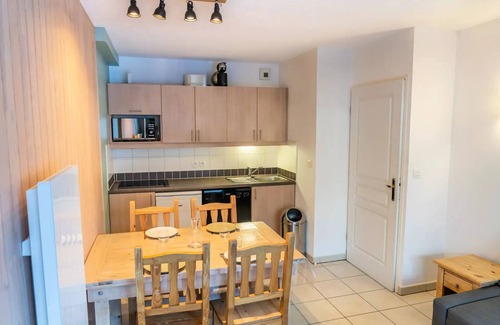 Les Orres Apartment | Residence Le Balcon Des Airelles - Quiet apartment in the heart of Orres 1800