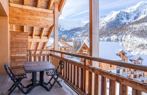 Les Orres Apartment | Residence Le Balcon Des Airelles - 2 Rooms for 4 People