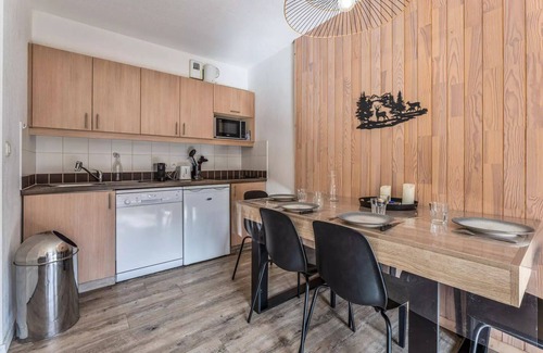 Les Orres Apartment | Residence Le Balcon Des Airelles - Quiet apartment in the heart of the Orres 1800