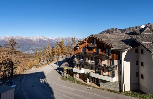 Les Orres Apartment | Residence Le Balcon Des Airelles - Duplex apartment for 7 people in Les Orres 1800