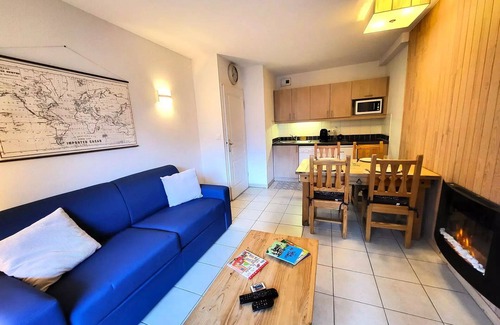 Les Orres Apartment | Residence Le Balcon Des Airelles - Pleasant 2 rooms with valley views