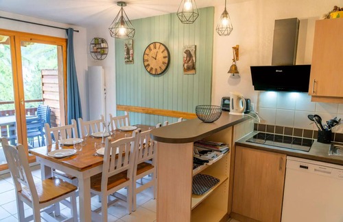 Les Orres Apartment | Residence Le Balcon Des Airelles - Nice apartment redecorated opposite the slopes