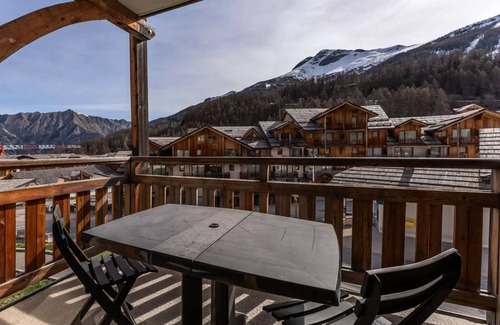 Les Orres Apartment | Residence Le Balcon Des Airelles - Warm apartment in the heart of the Orres 1800