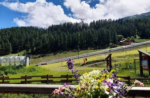 Les Orres Apartment | Residence Le Parc Des Airelles - Studio 4 people with view on the slopes