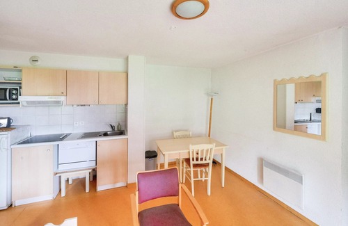 Puy-Saint-Vincent Apartment | Residence Les Chalets de Puy Saint Vincent - maeva Home - 2 Room Apartment 4 People - Budget