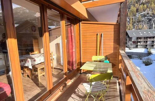 Valloire Apartment | Residence Les Cordeliers - Studio cabin 4 people exposed South