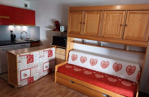 Valloire Apartment | Residence Les Cretes - Studio cabin 4 people 2* exposed West