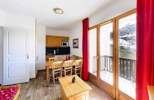 Valmeinier Apartment | Residence Les Hauts de Valmeinier * - 4 Room Apartment 6/8 People