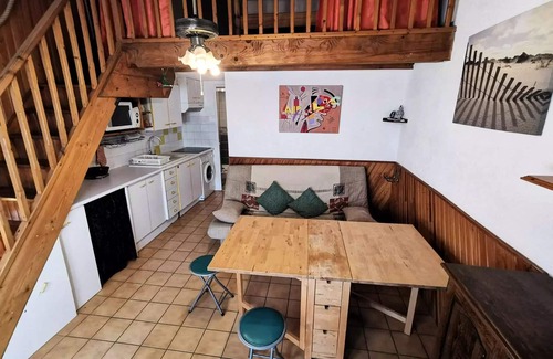 Port Leucate Villa | Residence Maisons De La Plage - Comfortable two-room villa with mezzanine for 6 people in Port Leucate. Ref: 1MPL 126