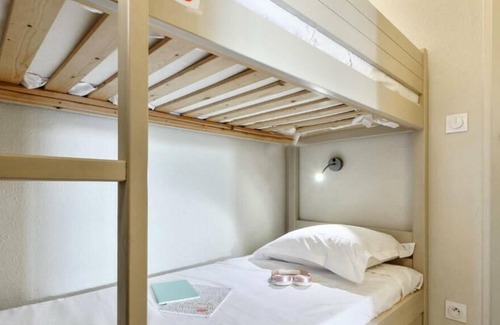 Le Lavandou Apartment | Residence Pierre & Vacances L'Anse de Pramousquier - Apartment for 6 people - 1 bedroom + 1 sleeping area - Terrace or balcony
