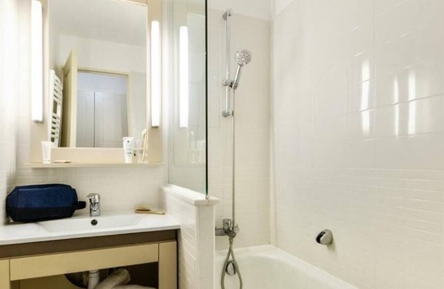 Le Lavandou Apartment | Residence Pierre & Vacances L'Anse de Pramousquier - Apartment for 6 people - 1 bedroom + 1 sleeping area - Terrace or balcony