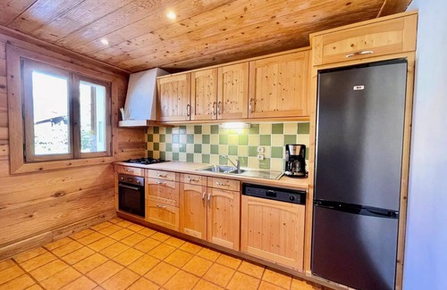 Crest-Voland Apartment | Residence Saveurs D'antan - Charming apartment in the heart of the village and foot of the slopes