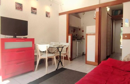 Isola Apartment | Residence St Pierre B9 - Very bright studio facing south next to the cable car