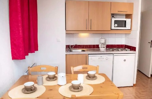 Puy-Saint-Vincent Apartment | Residence The Gentianes - Studio 4 people-Residence LES GENTIANES