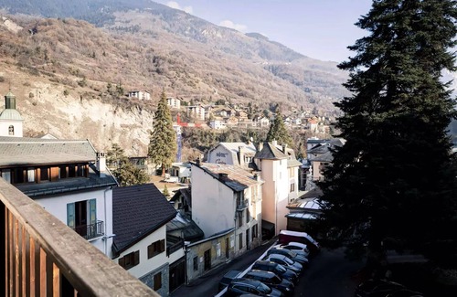 Brides-les-Bains Apartment | Residence Villa Louise - STUDIO 2 PERSONS - STATION CENTRE