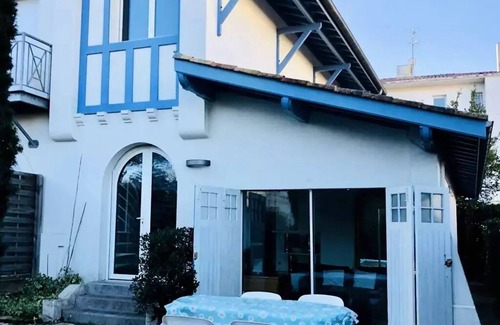 Le Moulleau Villa | Residence Villa “ker Armor” - ARCACHON – THE MOULLEAU – PART OF VILLA 150 M FROM THE PLAGE