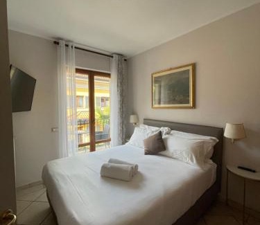 Cannobio Apartment | Residence Villa Margherita WITH POOL & HYDROMASSAGE