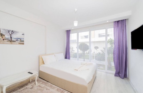 Konyaalti Apartment | Residence w Balcony 10 min to Beach in Konyaalti
