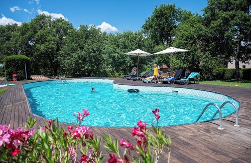 Sorano Apartment | Residence, wellness center, swimming pool, large garden, breakfast room, B4pt