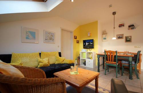 Binz Apartment | Residenz Dünenstraße by Rujana