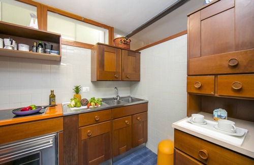 Angera Apartment | Residenza Ludovica by the lake, Angera, Italy