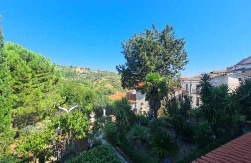 Serramonacesca House | Residenza Magister