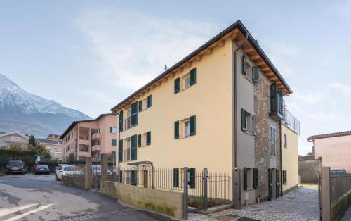 Colico Piano Apartment | Residenze Lariane