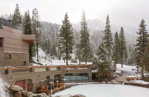 Olympic Valley Condo | Resort at Squaw Creek Corner Unit Suite with Wrap-Around Views