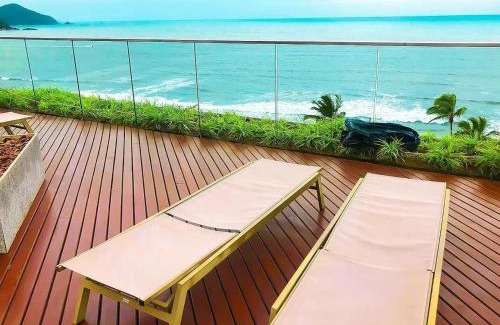 Praia Grande Apartment | Resort frente ao mar apto 1222 DNA Praia Grande