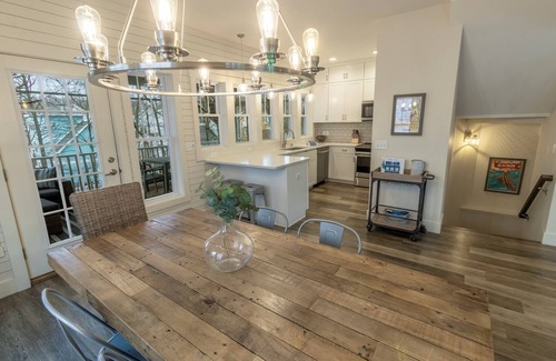 Michigan City House | Resort Home near Lake Michigan with Golf Cart