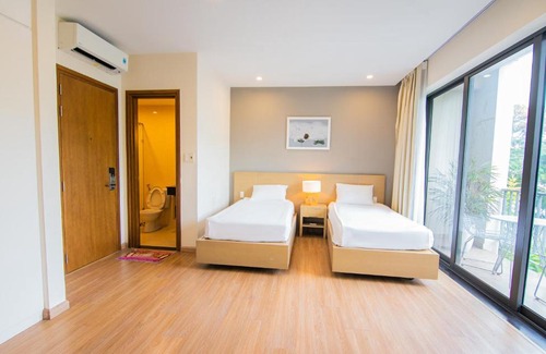 Ha Long Apartment | Resort Royal Lotus 409