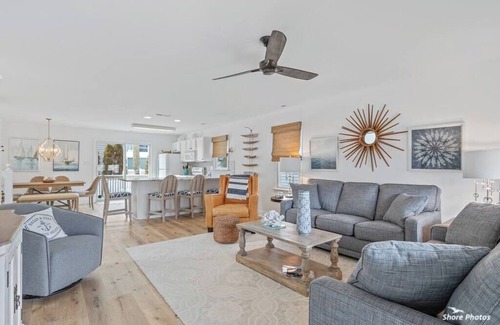 Diamond Beach House | Resort Style Beach Home!