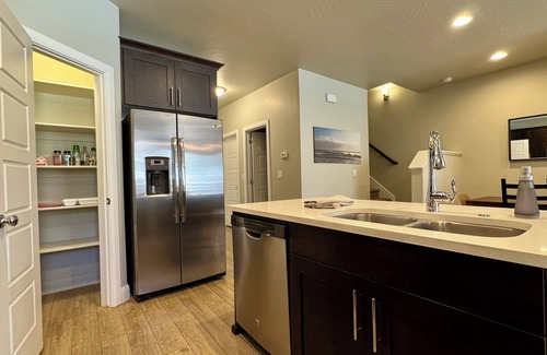 Sienna Hills House | Resort-Style | By Zion & St George | #1911