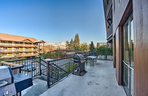 Chelan Apartment | Resort-style Condo w/Lake Chelan & Mtn Views