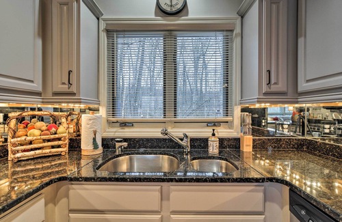 Harbor Springs House | Resort-Style Harbor Springs Home Near Ski Resort!