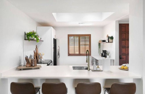 Palm Springs Condo | Resort-style living with golf tennis pools & views