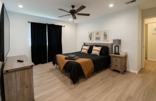 Plano House | Resort-Style Pool Home Games, BBQ and Near Downtown