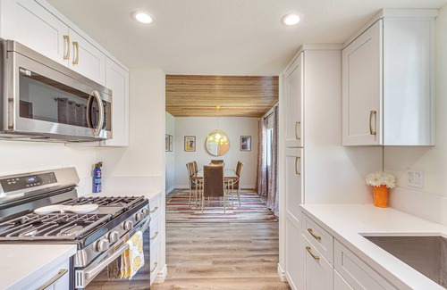 Canyon Corridor Condo | Resort-Style Pools: Vibrant Condo in Palm Springs