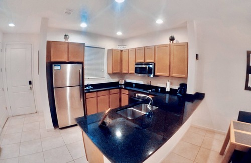 Kissimmee House | Resort Townhouse 2BR 2.5BA 5 mi from Disney World❣