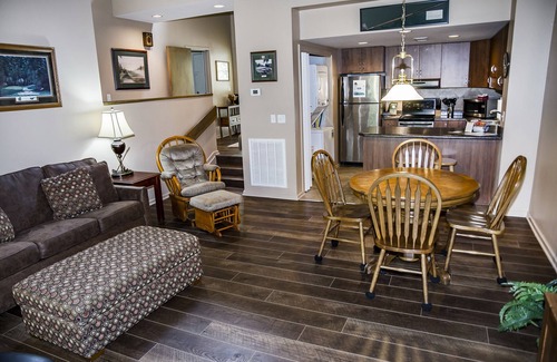 Fairfield Glade Condo | ðResort Vacations at Fairfield Glade TN Fabulous Golf Villa, two bedrooms with 4 beds!