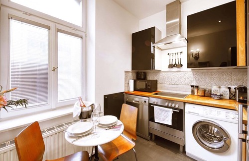 Sankt Ulrich Apartment | Respect for the old but a reverence for a modern living ♥