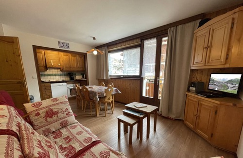 La Clusaz Apartment | Resse - Apartment 3* village center, near ski slope for 6 people
