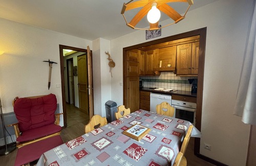 La Clusaz Apartment | Resse - Apartment 3* village center, near ski slope for 6 people
