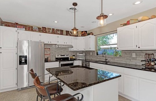 Riverview Estates House | Rest Easy In Sarasota