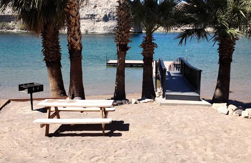 Bullhead City Apartment | Restful Hangout