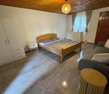Mali Radic House | Resting House Oaza