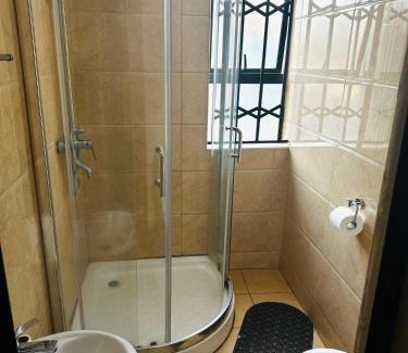 Thohoyandou House | Restinn at 49 Lodge