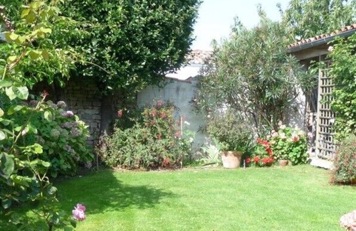 Le Bois-Plage-en-Re House | RETAINED CHARMING HOUSE