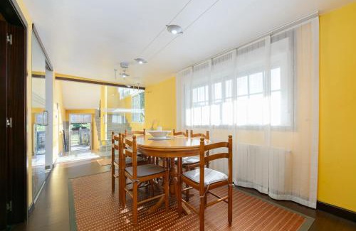 Bembrive House | Retiro rural con parking by CABANA Rentals
